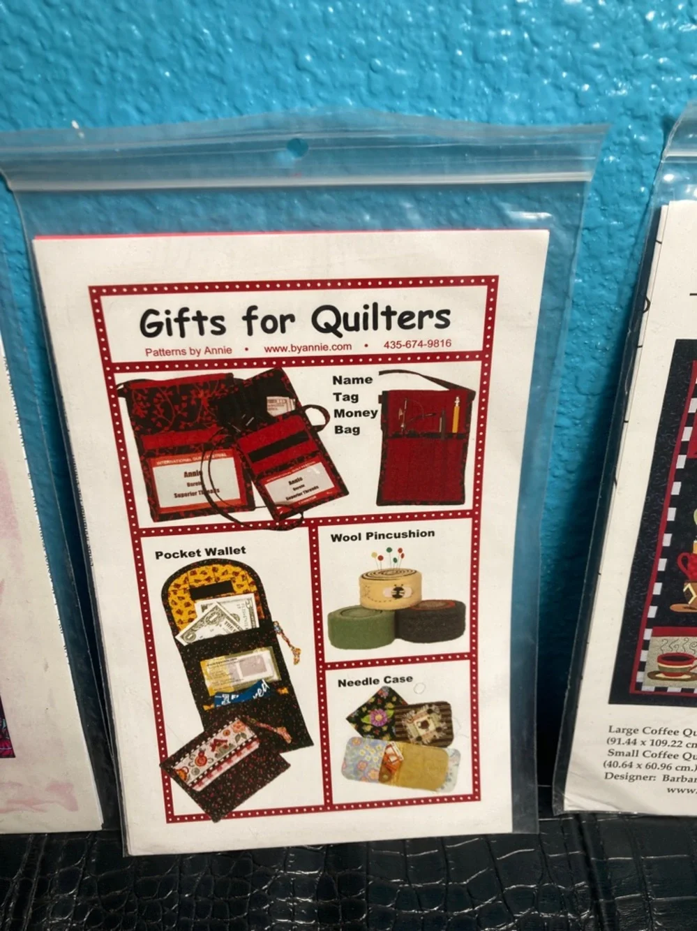 3 Quilt Gift Patterns: Quilting Queen, Gifts for‎ Quilters, and Coffee #525